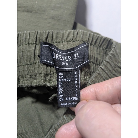 Forever 21 Men Cargo Pants Pull-on Ripstop Green - Men Large EUC - Picture 5 of 16